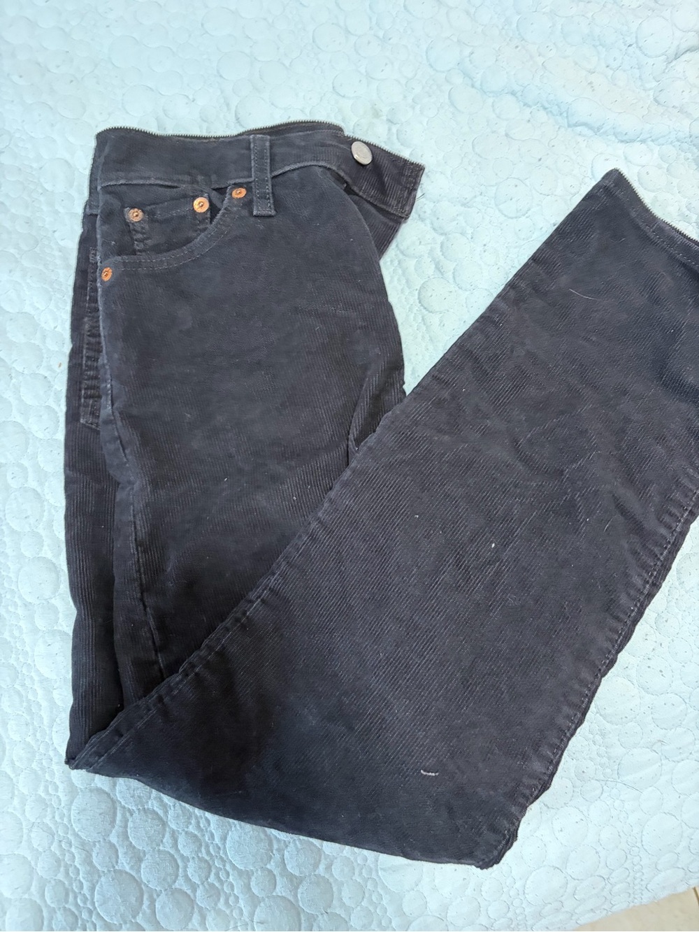 Levi's Women's Straight-Leg Corduroy Jeans in Black